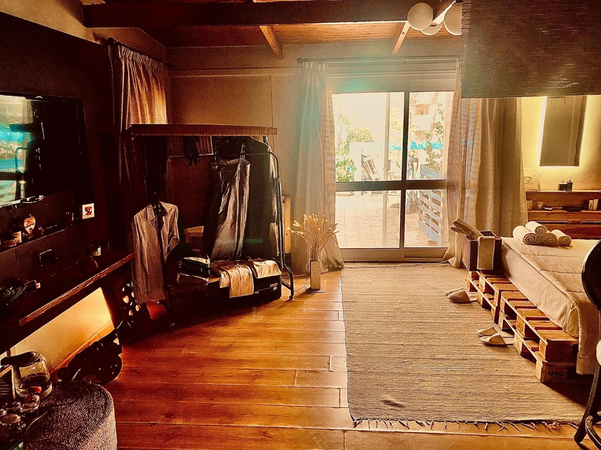 Airport Rooftop Club Luxurious Rooms And Studios Kair Zewnętrze zdjęcie