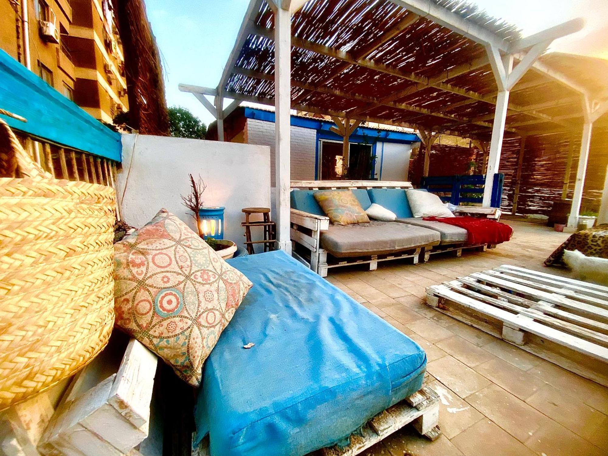 Airport Rooftop Club Luxurious Rooms And Studios Kair Zewnętrze zdjęcie