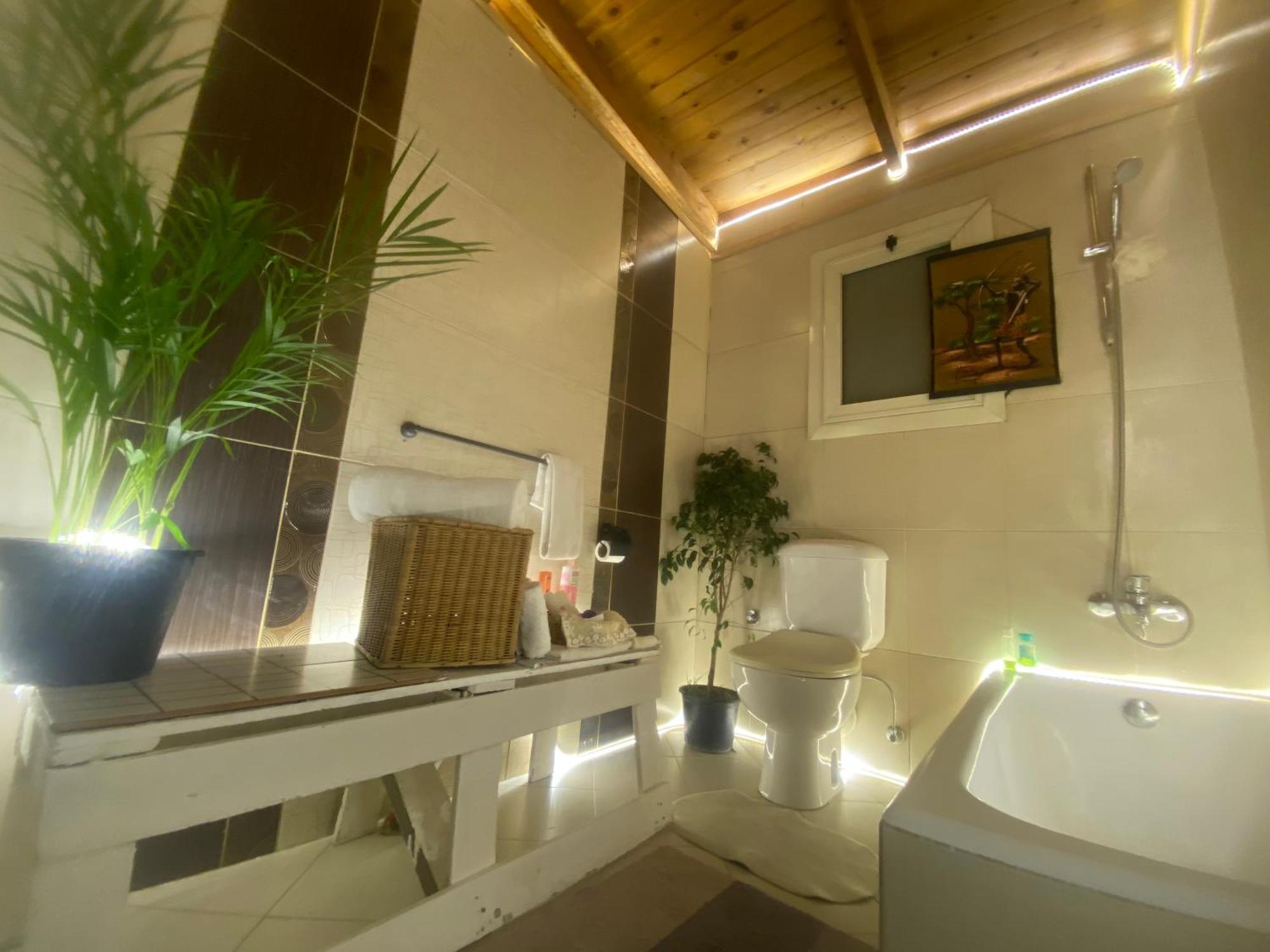 Airport Rooftop Club Luxurious Rooms And Studios Kair Zewnętrze zdjęcie