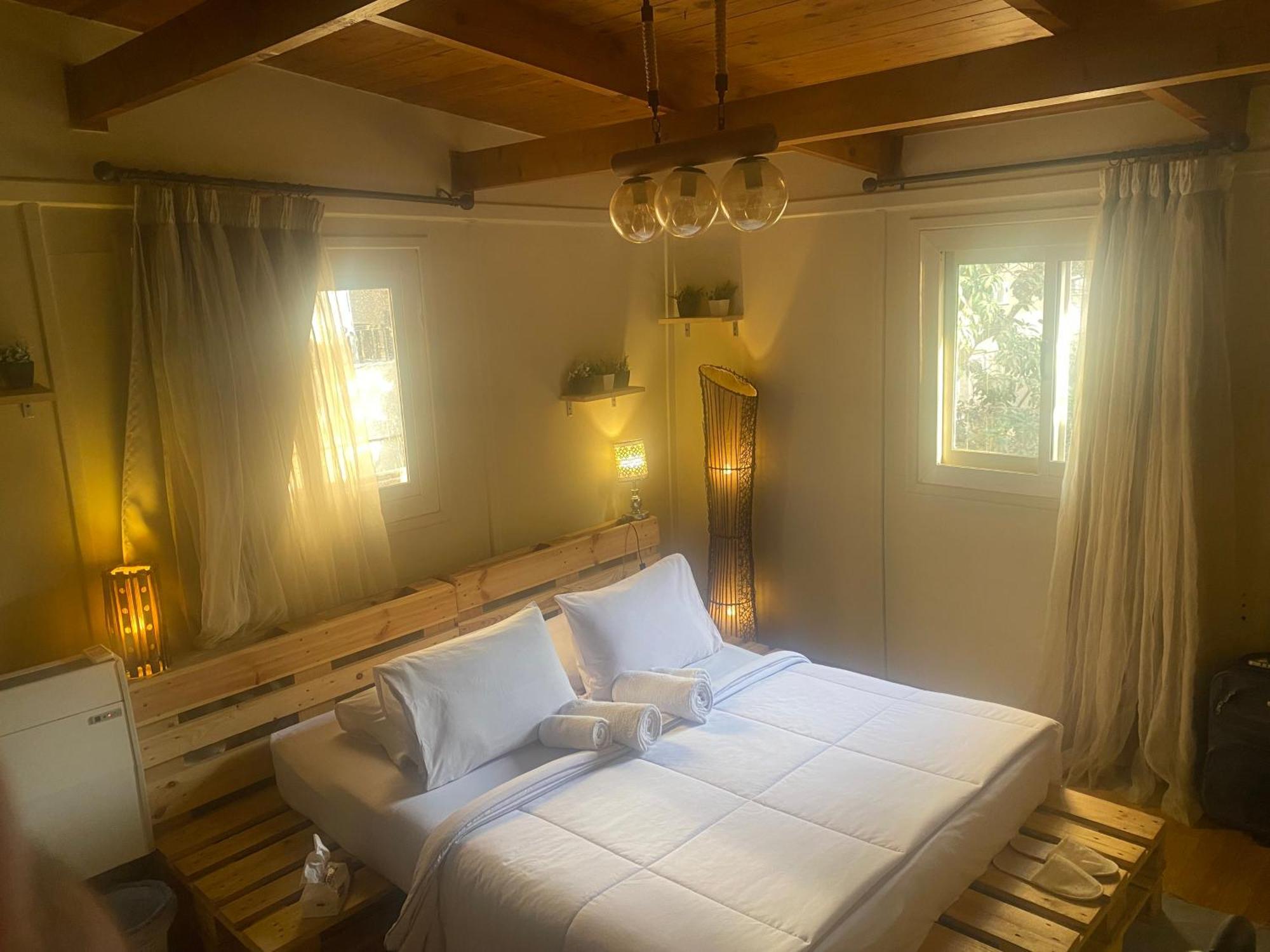 Airport Rooftop Club Luxurious Rooms And Studios Kair Zewnętrze zdjęcie